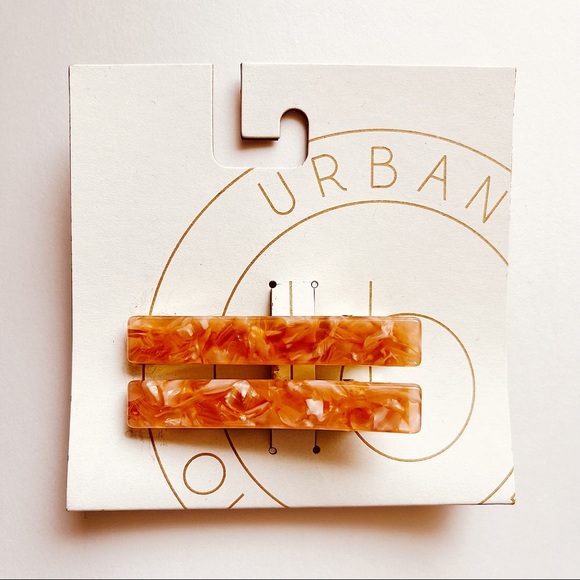 NWT Urban Outfitters Amelie Enamel Hair Clip Duo - Picture 2 of 6